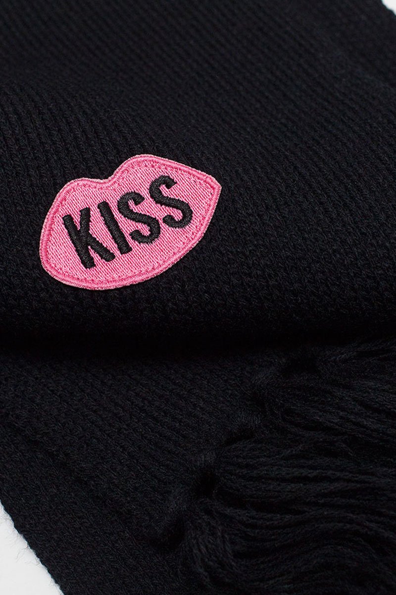 KISS Basic Black Scarf 