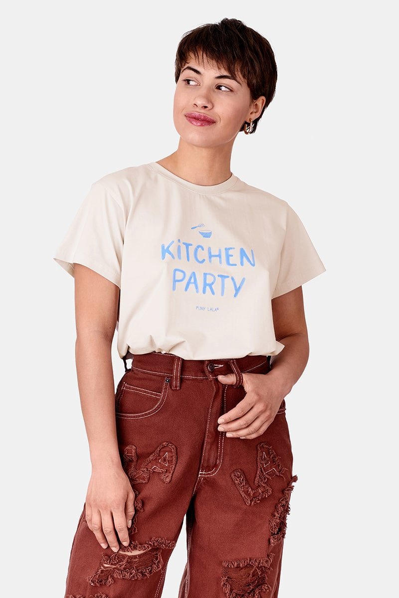 Kitchen Party Classic Caramel Tee