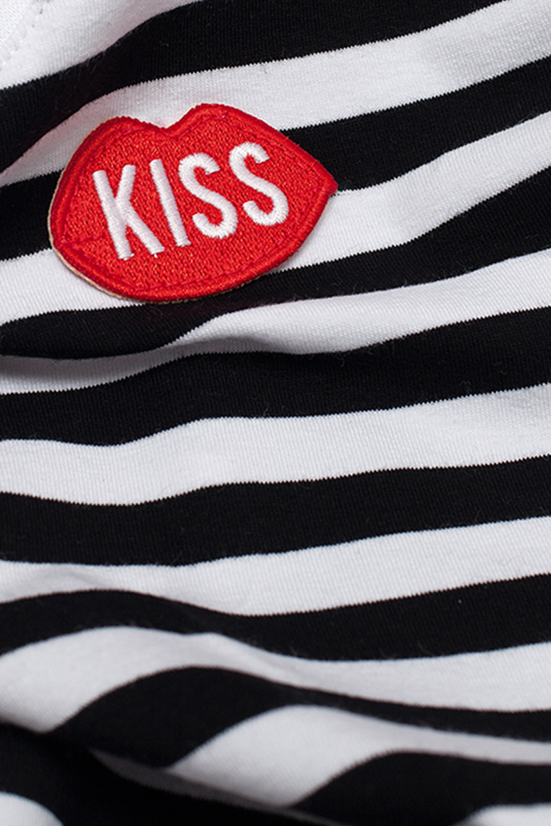 Petite KISS V-neck Black/White Stripes Tee